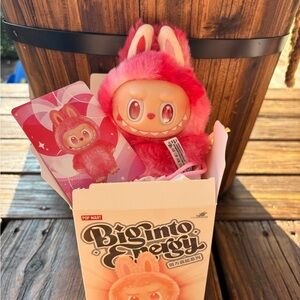 Confirmed Big Into Energy Red Love Labubu!